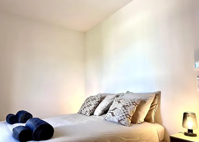 Neuf Centre-ville Daire *