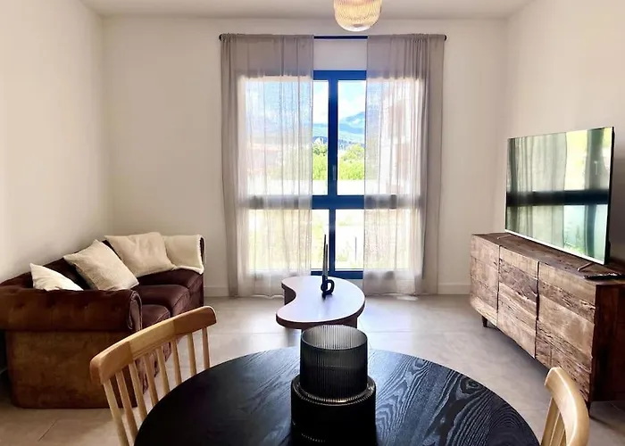 Neuf Centre-ville דירה